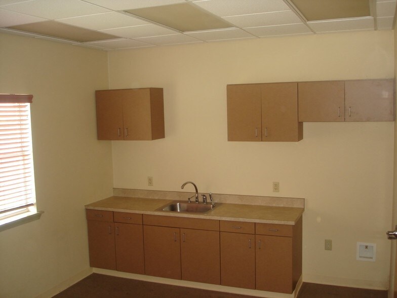 212 Pecan Park Ave, Alexandria, LA for sale - Interior Photo - Image 1 of 1