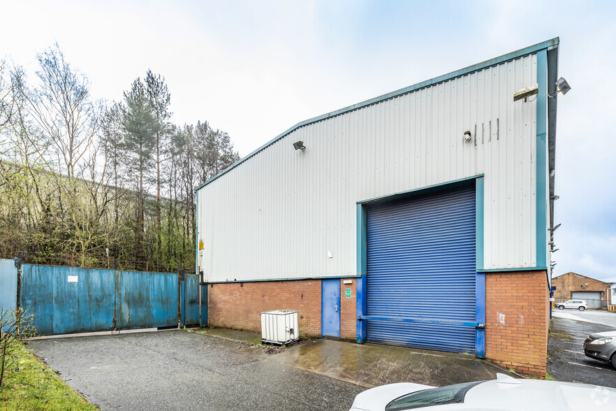 Queensway, Rochdale for sale - Building Photo - Image 2 of 5