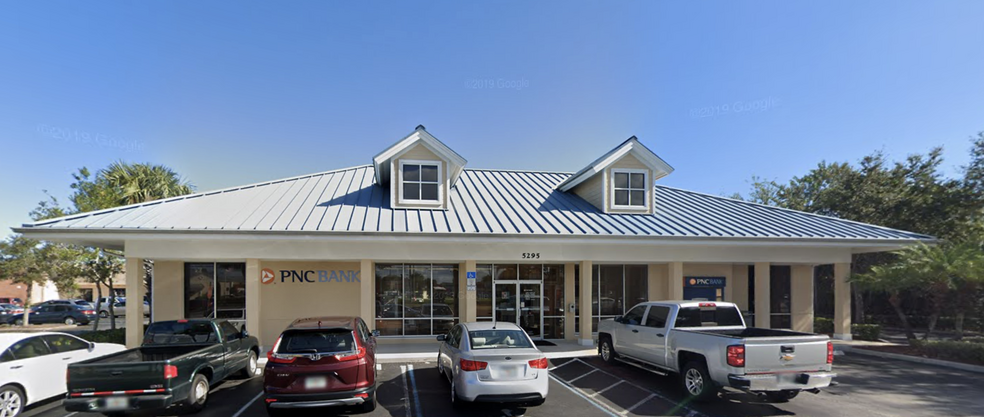 5275 Babcock St NE, Palm Bay, FL for lease - Building Photo - Image 3 of 6