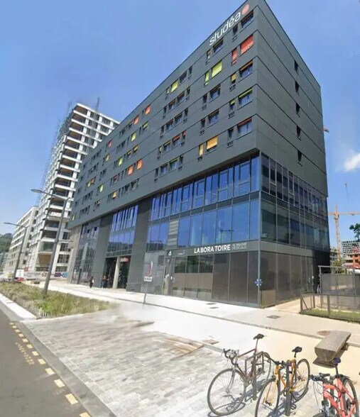 27 Rue Paul Montrochet, Lyon for sale - Building Photo - Image 2 of 12