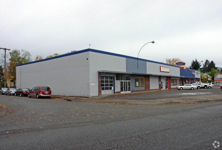 1400-1450 SE Powell Blvd, Portland, OR for lease - Primary Photo - Image 1 of 11