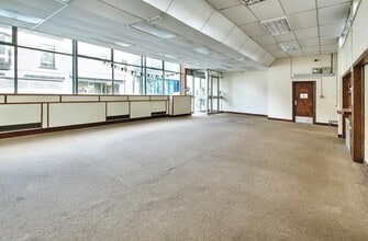 20 Dimond St, Pembroke Dock for lease Interior Photo- Image 2 of 5