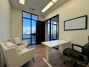 142 SW 134th St, Oklahoma City, OK for lease Interior Photo- Image 2 of 4