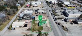 More details for 122 S Washington Ave, Cleveland, TX - Retail for Lease