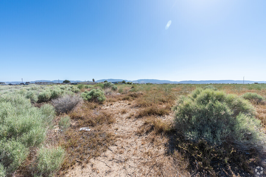 Forbes St, Lancaster, CA for sale - Primary Photo - Image 2 of 19