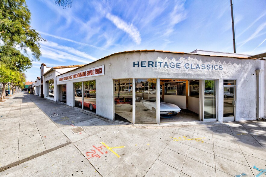 8980 Santa Monica Blvd, West Hollywood, CA for sale - Building Photo - Image 1 of 1