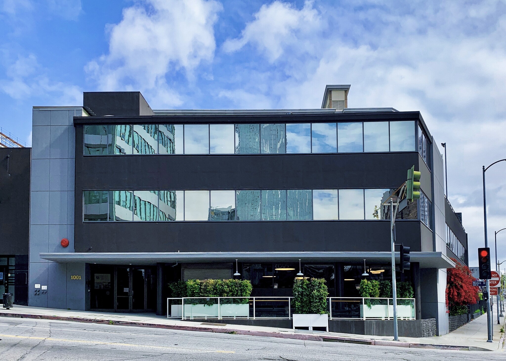 1001 Wilshire Blvd, Los Angeles, CA for sale Primary Photo- Image 1 of 1