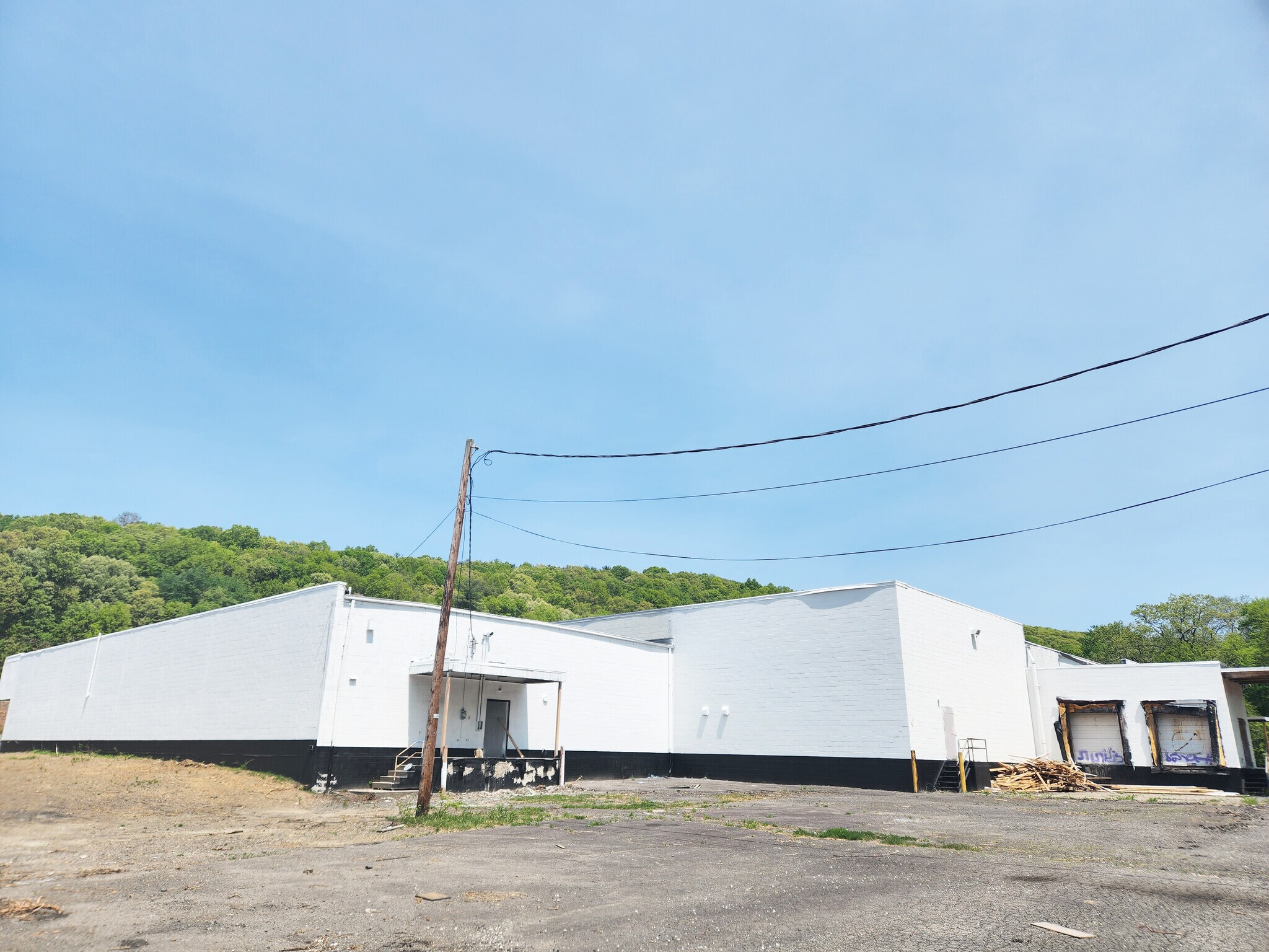 8612 State Route 61, Coal Township, PA 17866