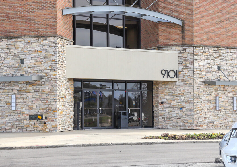 9101 N Wesleyan Rd, Indianapolis, IN for lease - Building Photo - Image 3 of 11