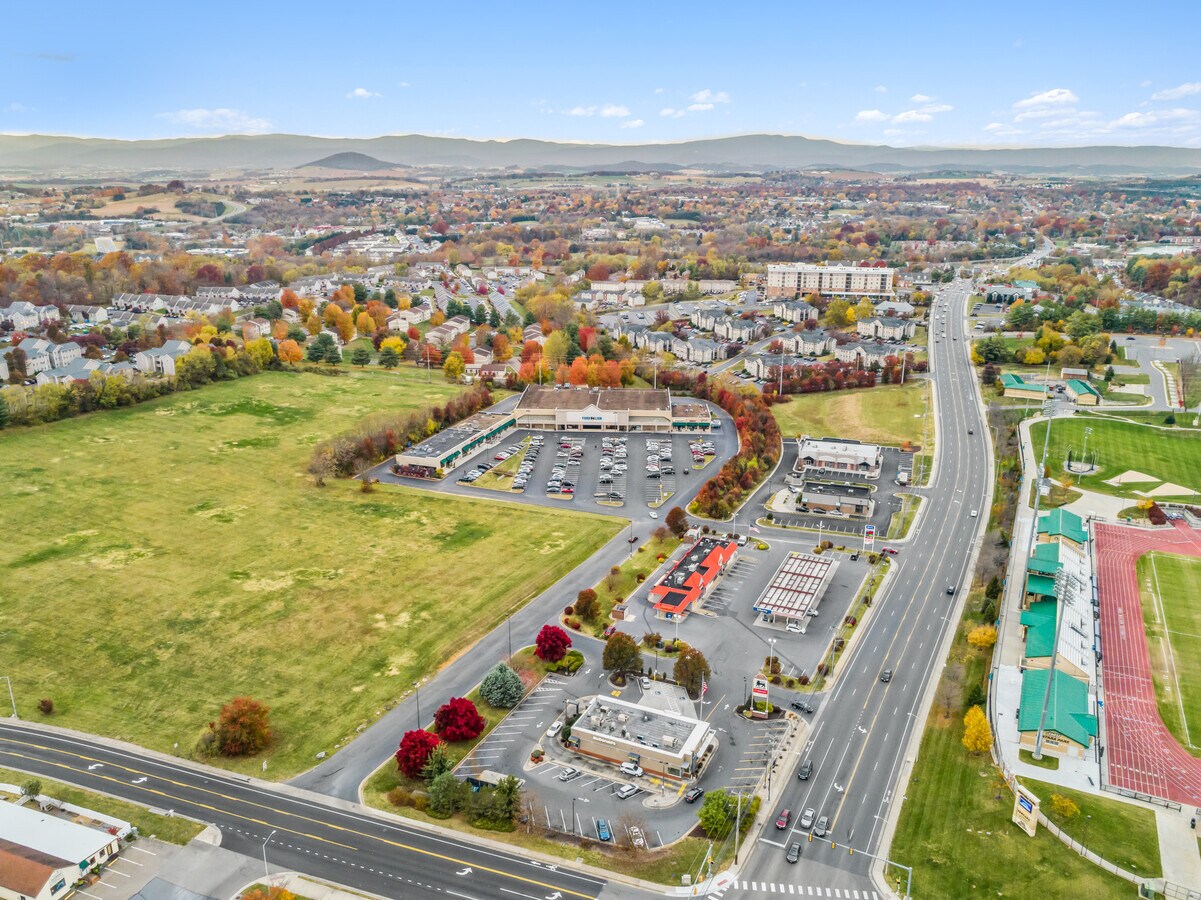 10001021 Port Republic Rd, Harrisonburg, VA 22801