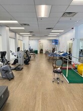 8975 W Golf Rd, Niles, IL for lease Interior Photo- Image 1 of 5