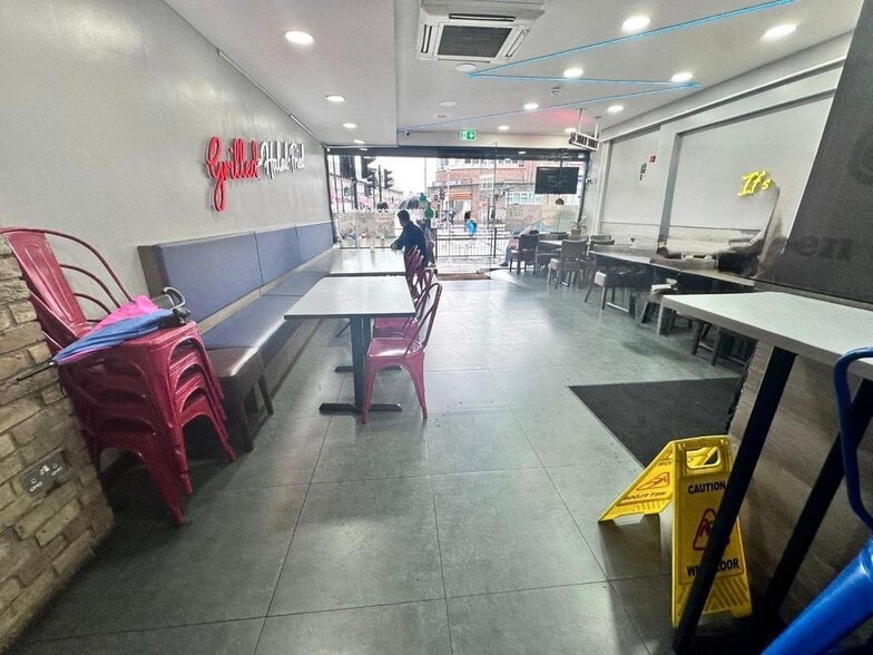 3-83 High St, Hounslow for sale - Building Photo - Image 1 of 1