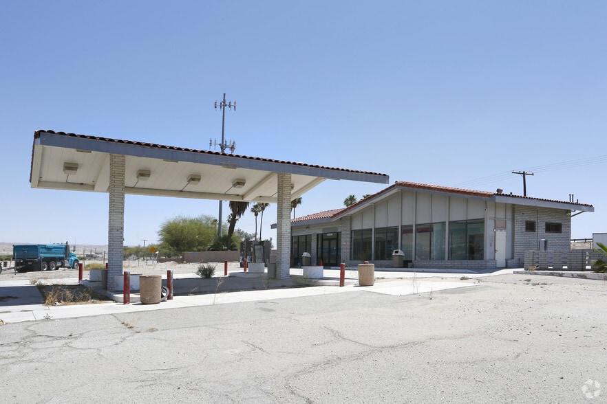 45800 Dillon Rd, Coachella, CA for sale - Building Photo - Image 3 of 5