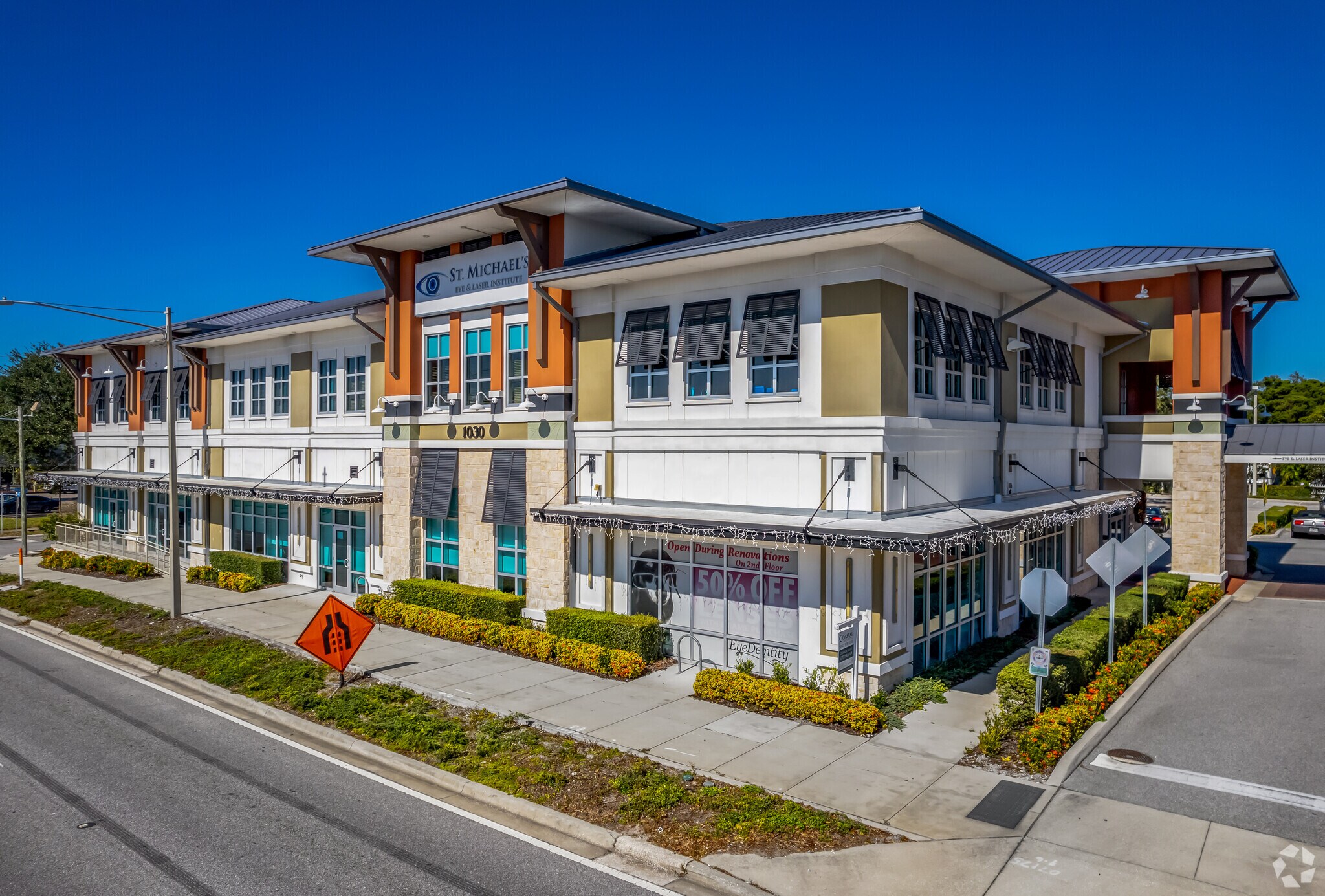 1030 W Bay Dr, Largo, FL for lease Building Photo- Image 1 of 41