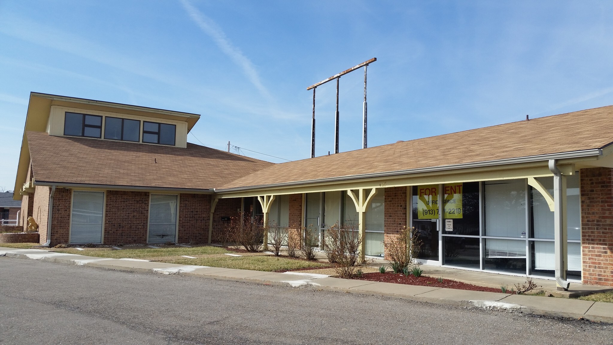 4121 SW Twilight Dr, Topeka, KS for sale Building Photo- Image 1 of 1