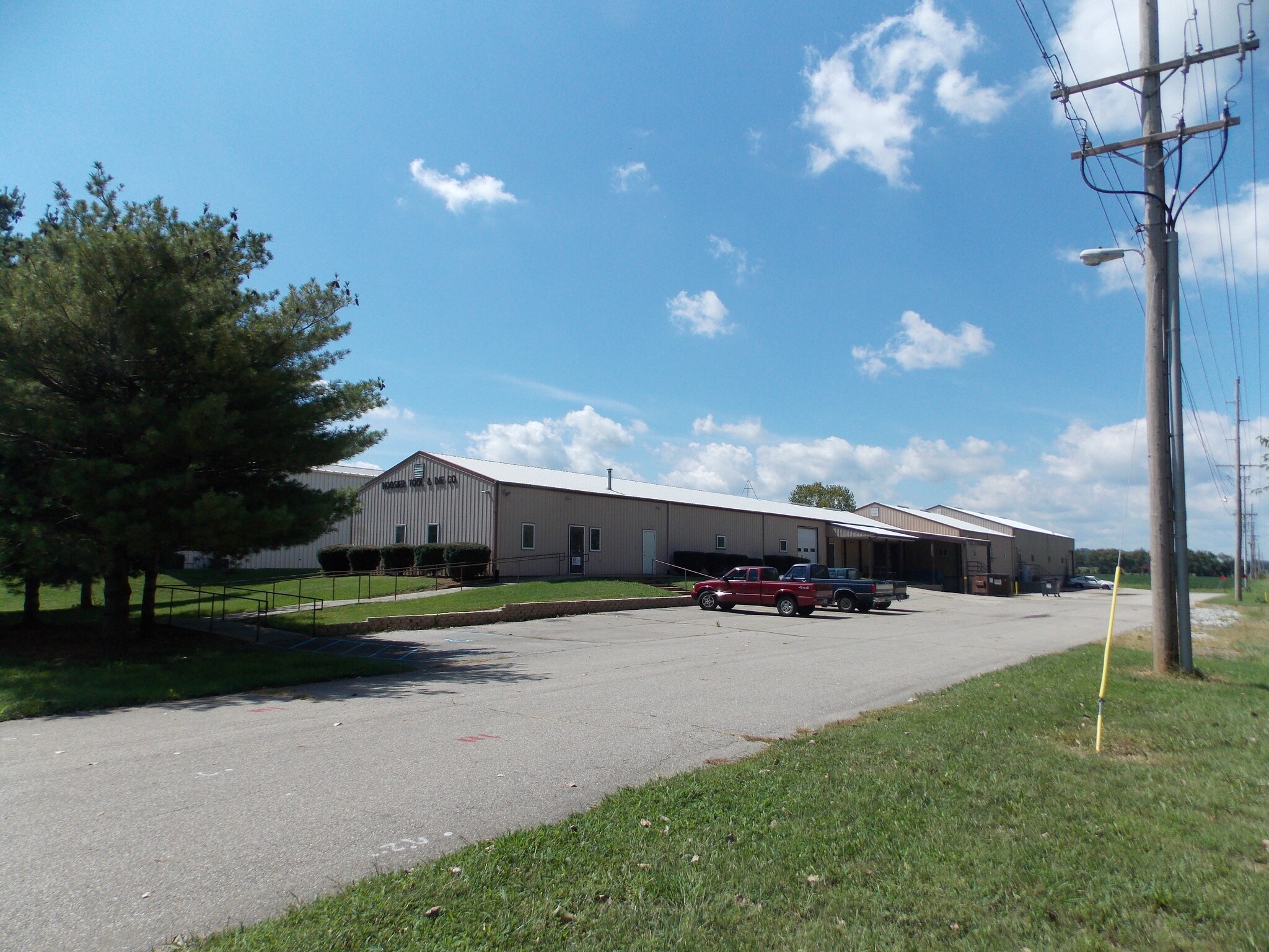 3450 Scott Dr, Columbus, IN for sale Building Photo- Image 1 of 1