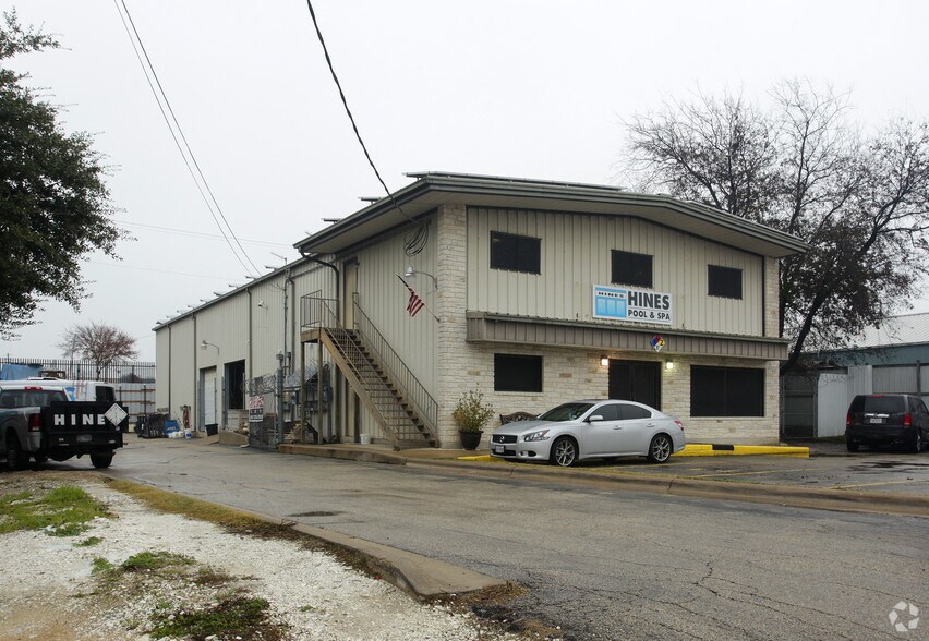 900 McPhaul, Austin, TX for lease - Primary Photo - Image 1 of 34