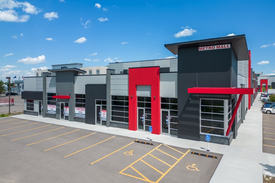6520 36 St NE, Calgary, AB for lease - Building Photo - Image 1 of 7