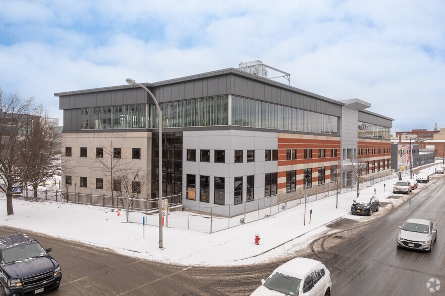899 Main St, Buffalo, NY for sale - Primary Photo - Image 1 of 1