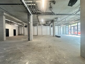 More details for 1024 Manhattan Ave, Brooklyn, NY - Retail for Lease