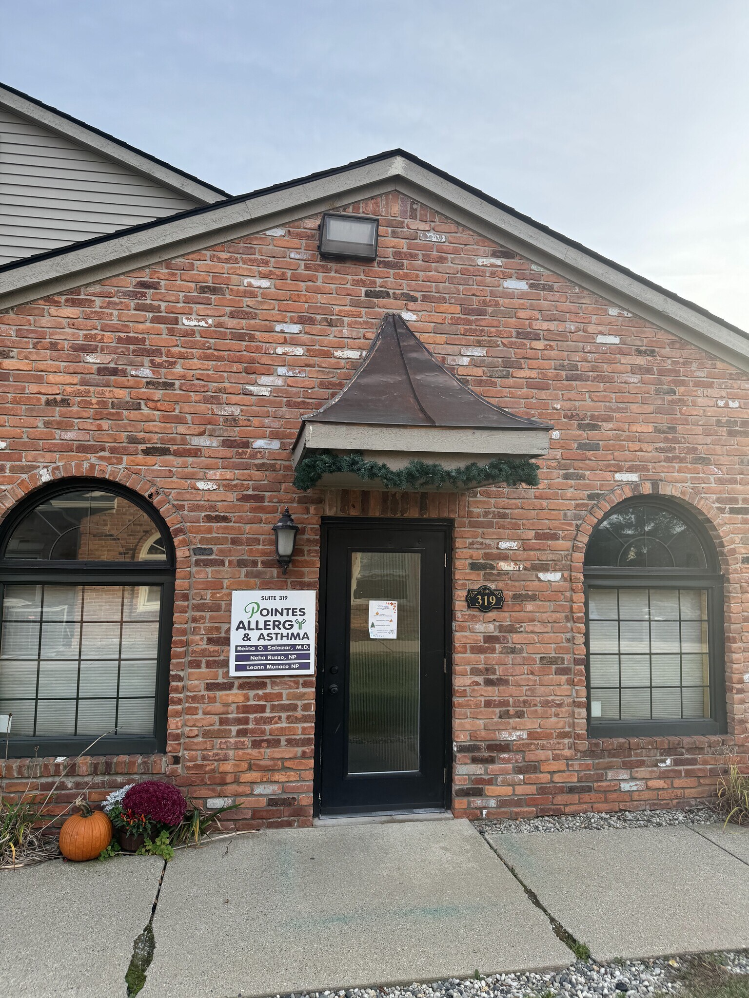 42621 Garfield Rd, Clinton Township, MI for lease Building Photo- Image 1 of 11