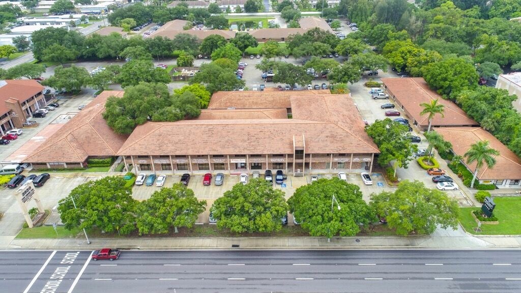 3920 Bee Ridge Rd, Sarasota, FL for sale Aerial- Image 1 of 1