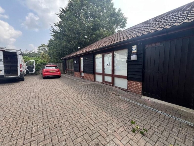 1A Norfolk Rd, Ipswich for lease - Building Photo - Image 2 of 9