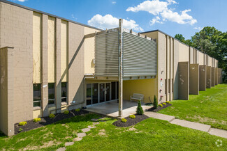 More details for 5 Dwight Pl, Fairfield, NJ - Industrial for Lease