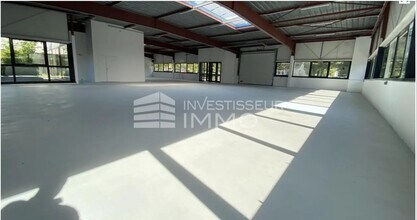 Flex in Villebon-sur-Yvette for lease Interior Photo- Image 2 of 3