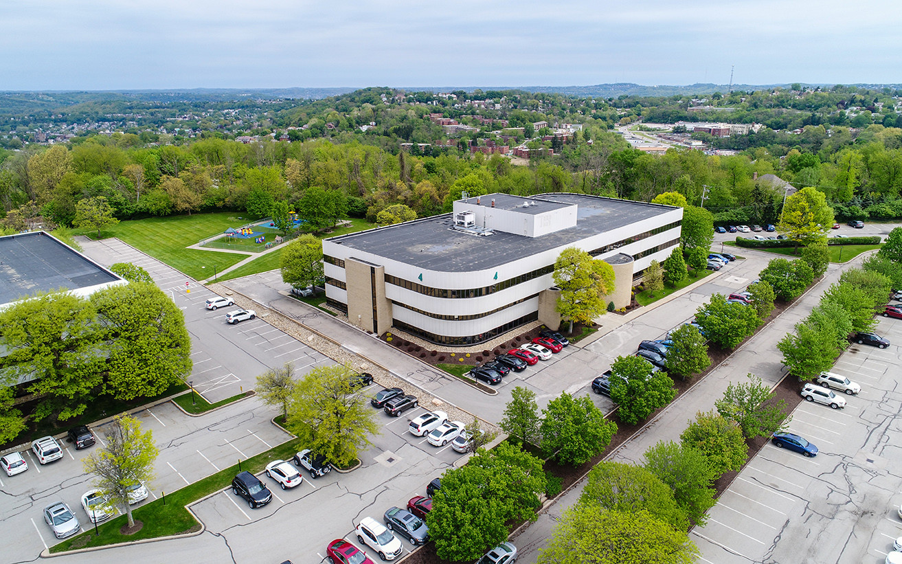 501 Holiday Dr, Pittsburgh, PA for lease Building Photo- Image 1 of 15