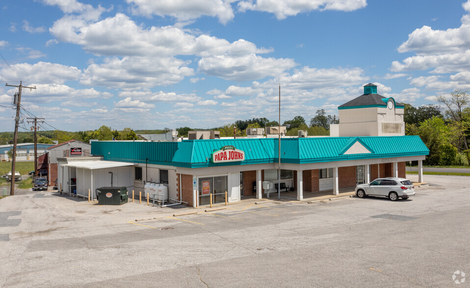 2926 Baltimore Blvd, Finksburg, MD for lease - Primary Photo - Image 1 of 4