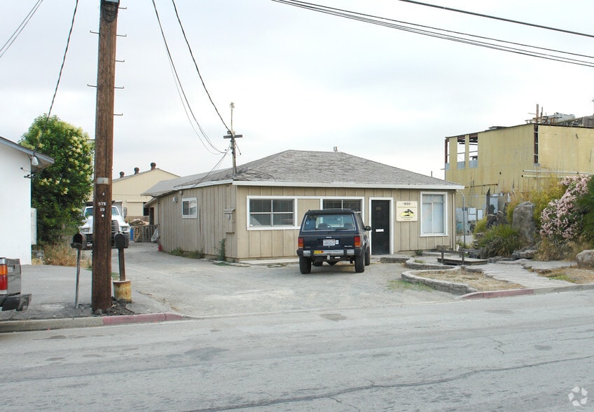 835 Mathew St, Santa Clara, CA for sale - Building Photo - Image 2 of 2