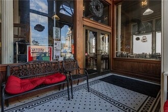 224 N 4th St, Saint Joseph, MO for lease Interior Photo- Image 2 of 55