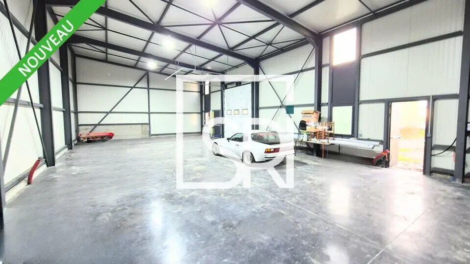 Industrial in La Roche-Blanche for lease Interior Photo- Image 1 of 11