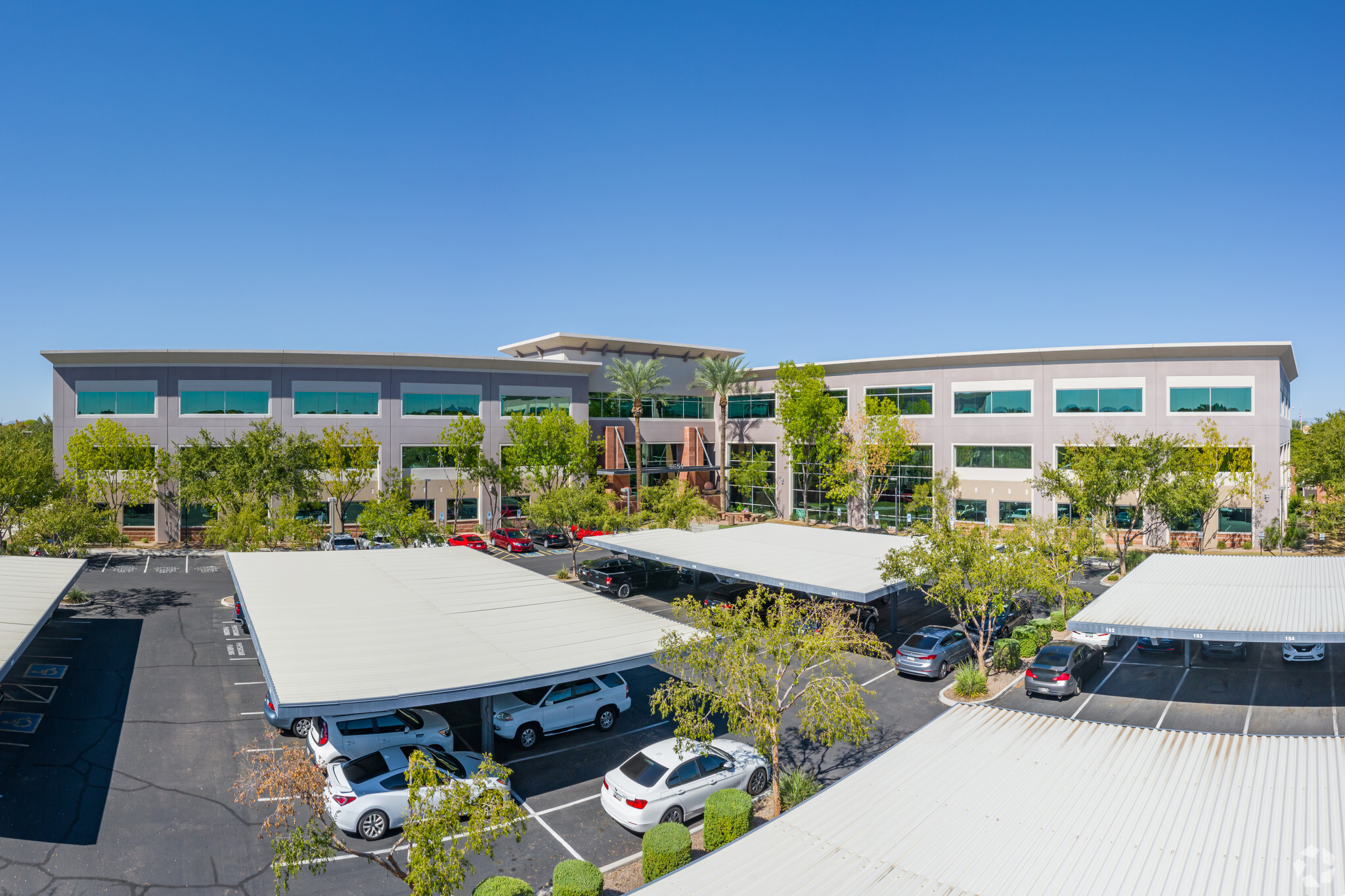 5651 W Talavi Blvd, Glendale, AZ for lease Building Photo- Image 1 of 9