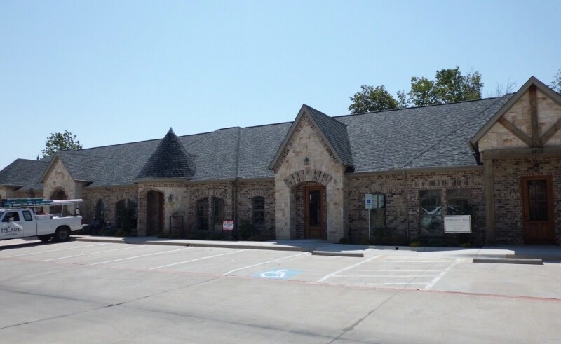 1216 Florida Dr, Arlington, TX for sale Primary Photo- Image 1 of 1