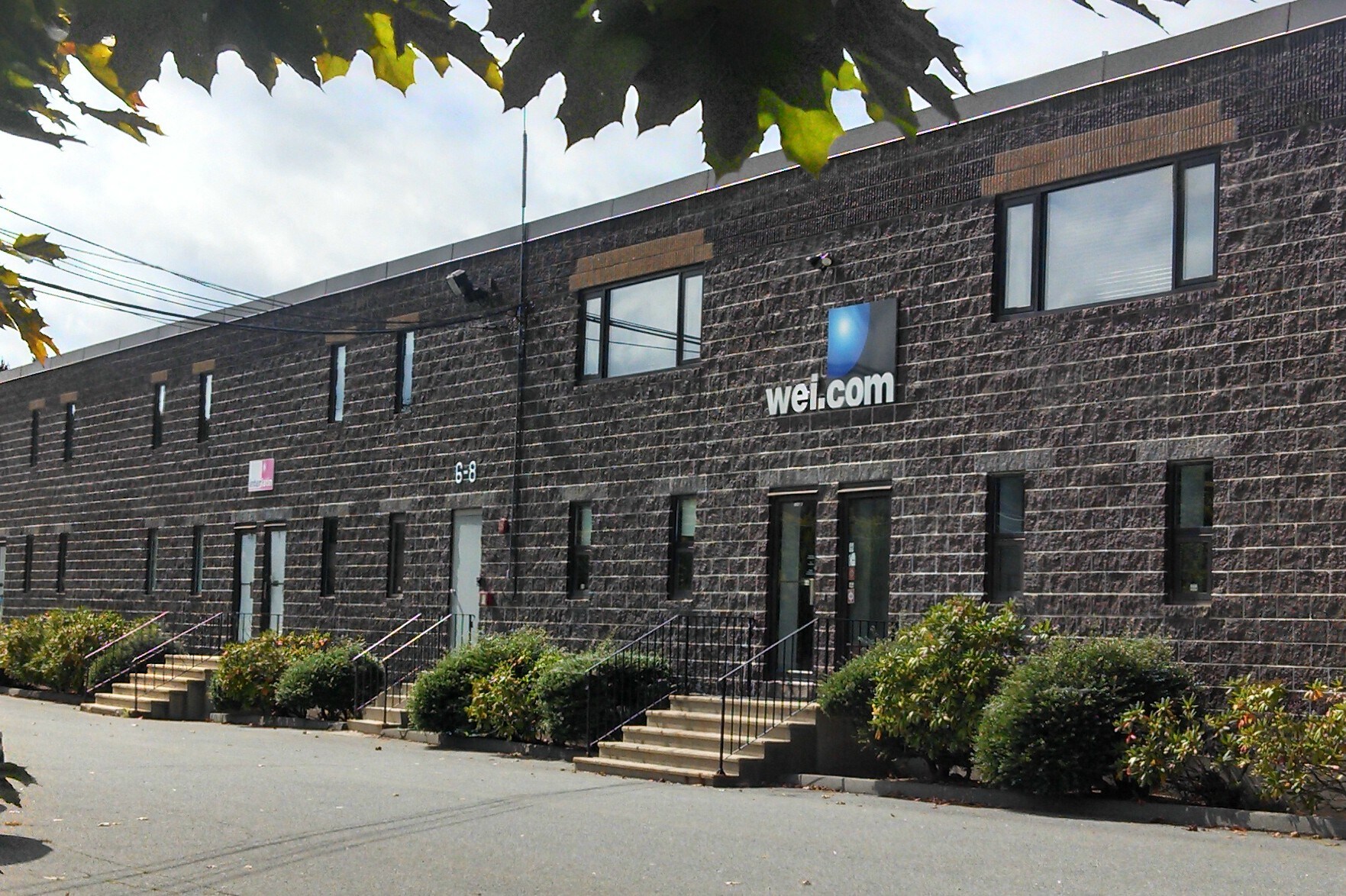 6 Delaware Dr, Salem, NH for sale Primary Photo- Image 1 of 1