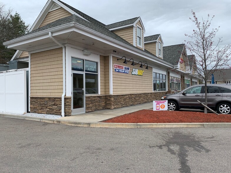 242 Dedham St, Norfolk, MA for lease - Building Photo - Image 2 of 7