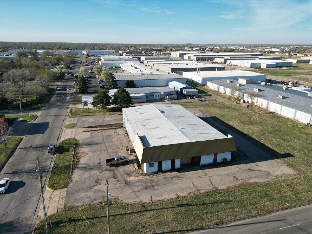 3131 W Pawnee St, Wichita, KS 67213 Industrial for Lease