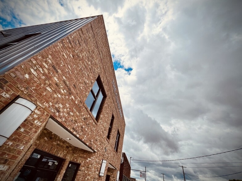 125-127 E Prince St, Gallatin, TN for lease - Building Photo - Image 3 of 12