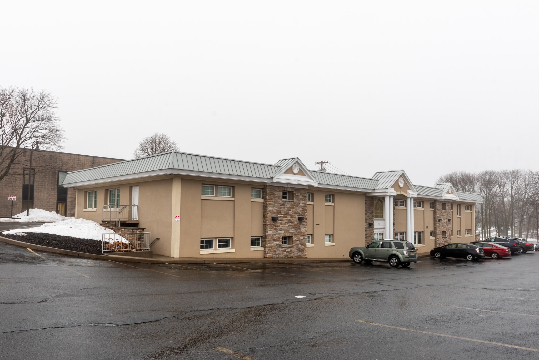 251 Oakland Ave, Port Jefferson, NY for sale Building Photo- Image 1 of 1