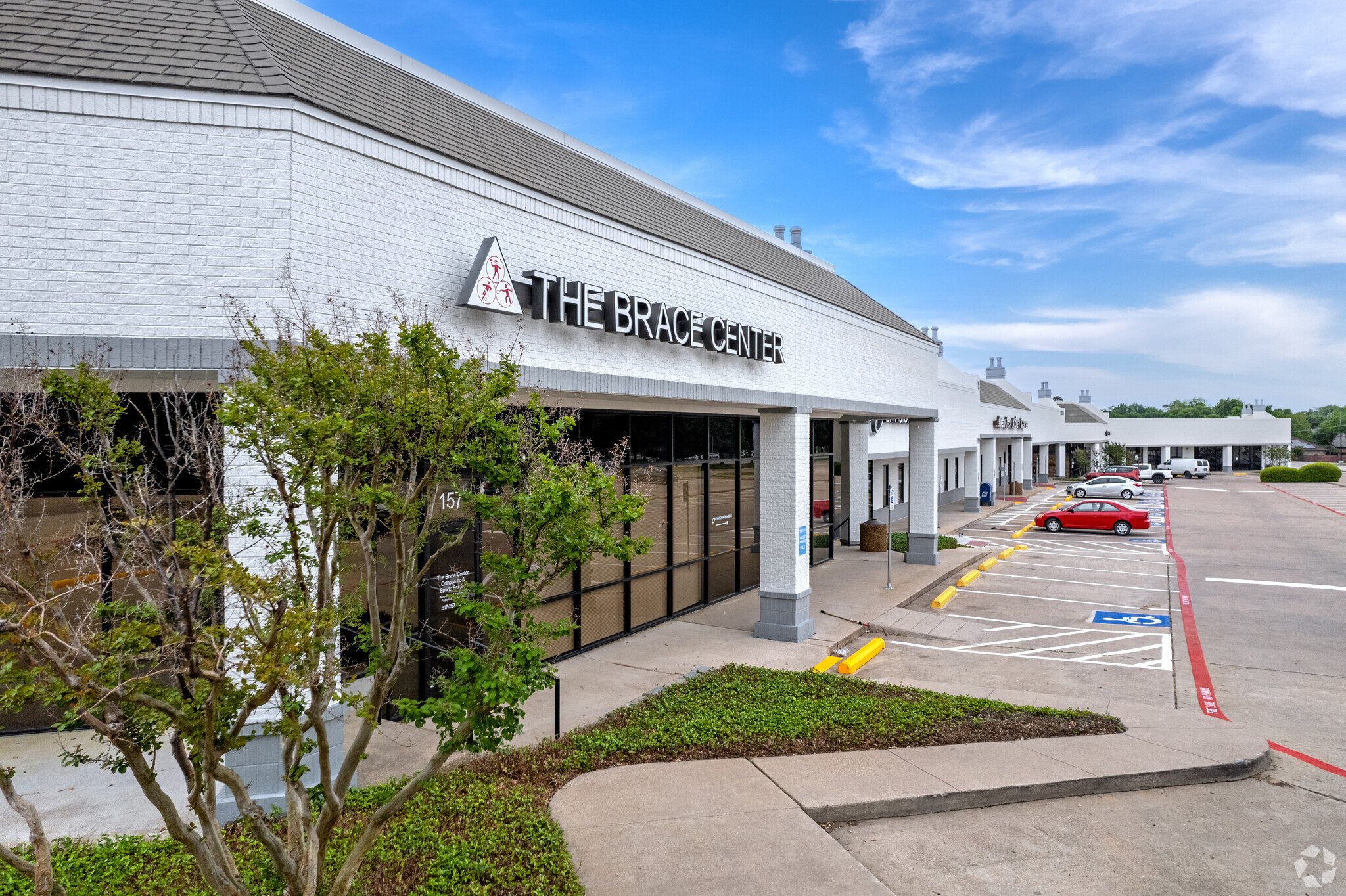 1600 Central Dr, Bedford, TX for lease Building Photo- Image 1 of 29