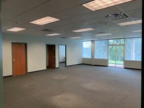 2565 NW Thompson Bridge Rd, Gainesville, GA for lease Interior Photo- Image 1 of 7