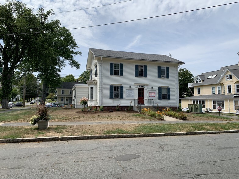 256 N Pleasant St, Amherst, MA for sale - Building Photo - Image 1 of 1