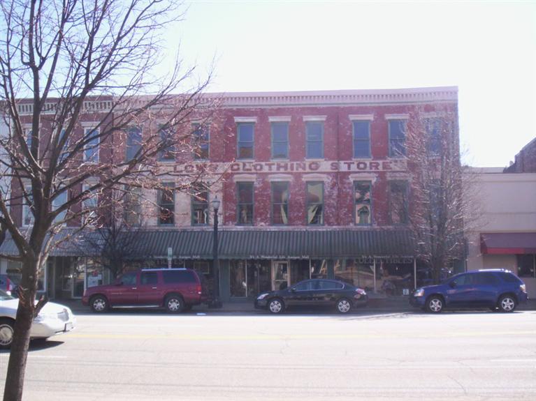 708 W Lincolnway, La Porte, IN 46350