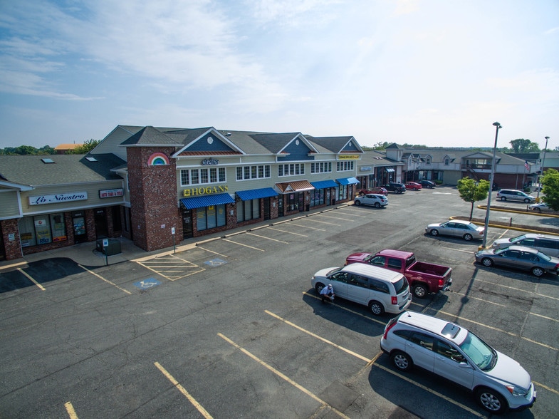 1521-1569 Postal Rd, Chester, MD for lease - Building Photo - Image 2 of 6