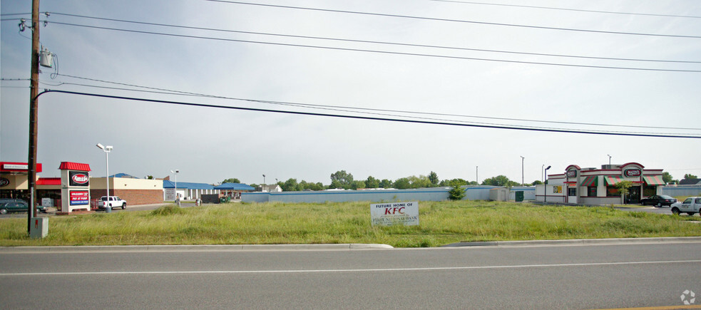 W New Orleans St, Broken Arrow, OK for sale - Primary Photo - Image 1 of 1