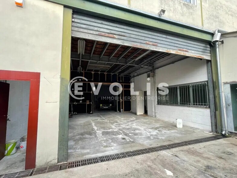 Flex in Maisons-Alfort for sale - Building Photo - Image 2 of 19