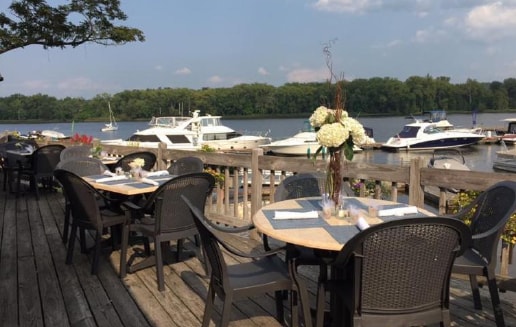 80 Shady Harbor Dr, New Baltimore, NY for lease - Building Photo - Image 2 of 3