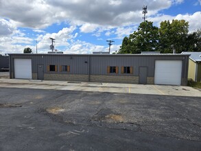 924 Locust Hill Cir, Belton, MO for lease Building Photo- Image 2 of 13